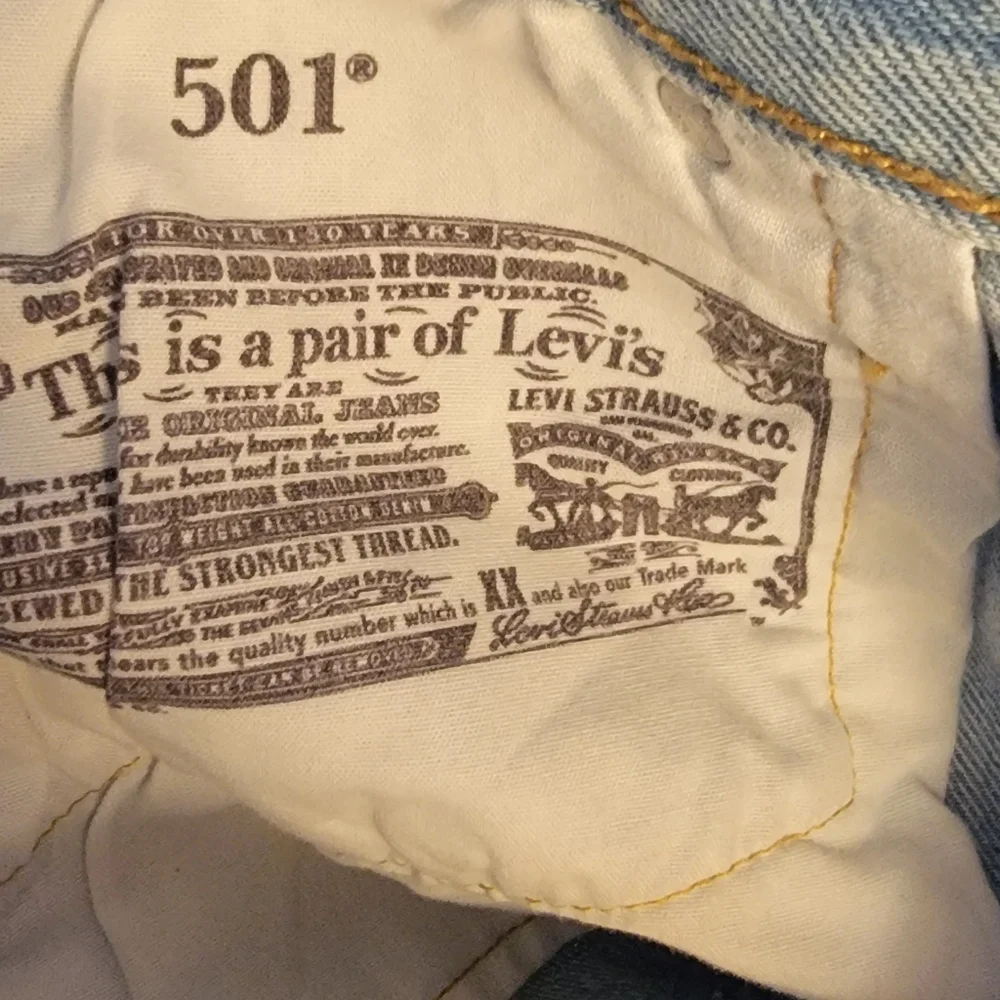 Levis 501 Cut Off Distressed Shorts Button‎ Fly 100% Cotton Y2K